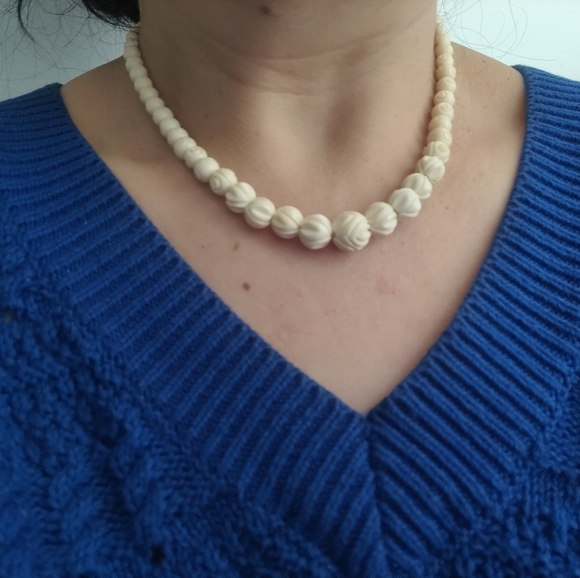 Vintage Vegetable Ivory Art Deco Necklace - Picture 5 of 16